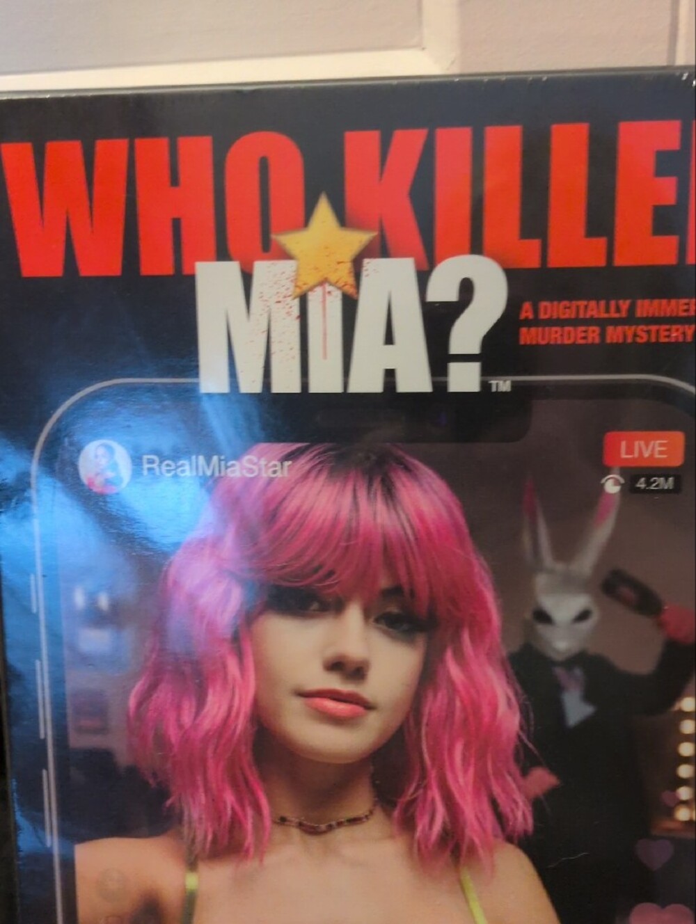 Who Killed Mia? Murder Mystery Game - Pink - Picture 2 of 8